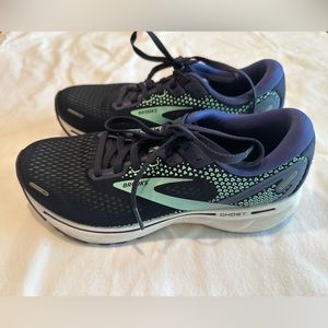 Brooks Ghost 14 Size 7W Women’s Running Shoe